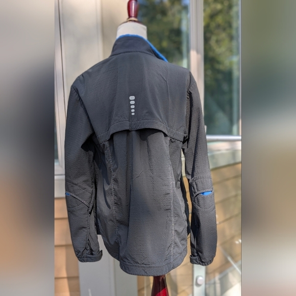 Nike Sphere Pro Black/Blue Zip Front Training Jacket Size M - Picture 2 of 11